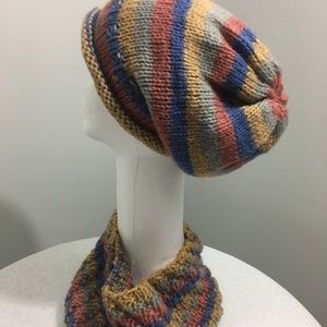 Slouch hat w/ matching cowl